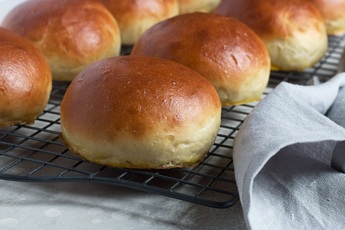 Artisan Hamburger Buns - Sagewood Cafe